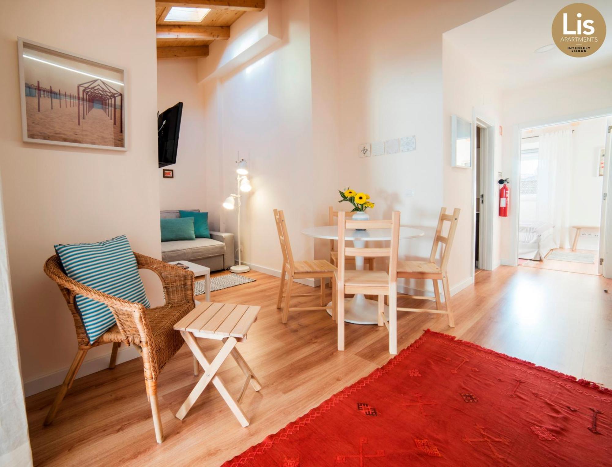 One-Bedroom Apartment Terrace Castle View