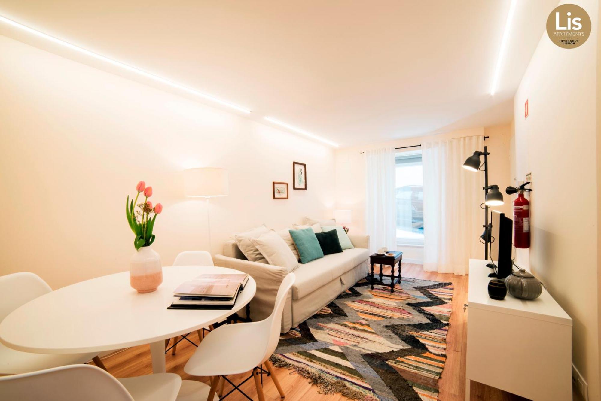 One-Bedroom Apartment Patio